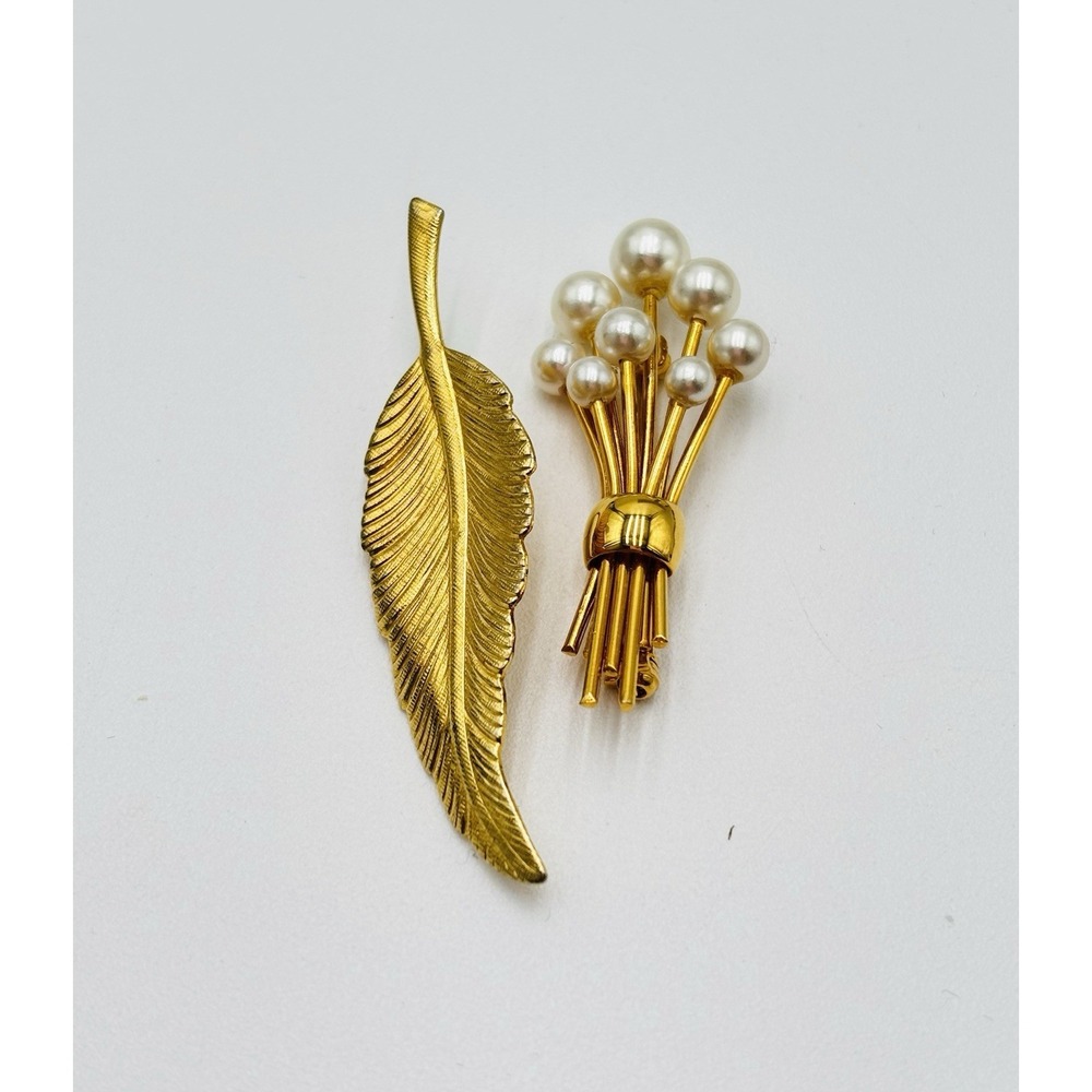 Vintage‎ Gold Tone Brooch Lot Faux Pearl Spray & Feather Leaf Pins Bundle